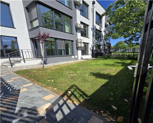 Apartament 4 camere de lux. Parter cu gradina proprie | intrare Valea Adanca