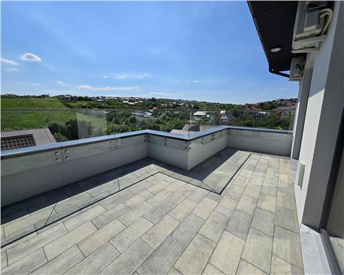 De inchiriat: apartament 4 camere 118 mp - etaj 3/3 | Terasa 19,2 mp | Valea Adanca