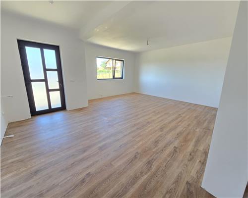 Super oferta la Dumesti! Casa finalizata, intabulata + teren 500 mp