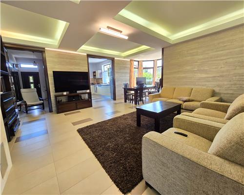 Proprietate exclusivista in Aroneanu: confort premium si natura, foarte aproape de oras