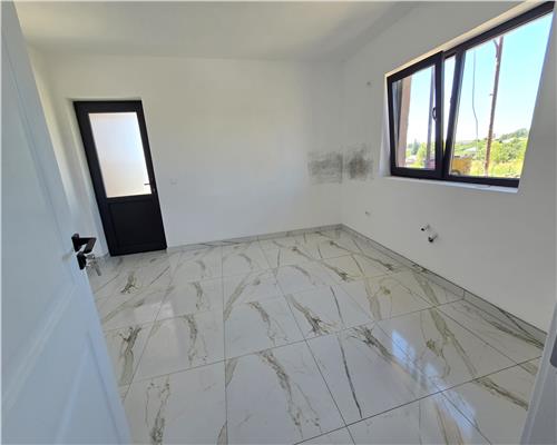 Casa si teren de vanzare! Finalizata, intabulata, gata de mutare!