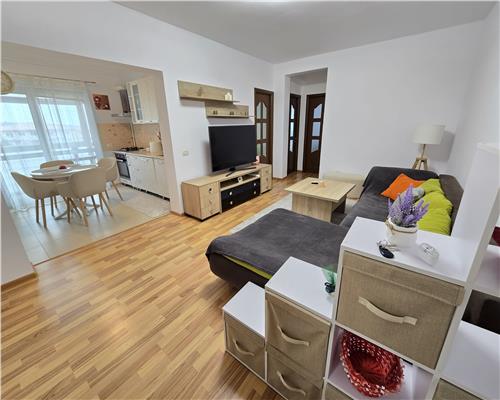 Prima inchiriere: apartament 3 camere, zona Antibiotice, Valea Lupului