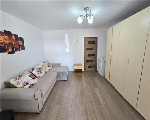 Garsoniera de vanzare in Tatarasi, zona 2 Baieti, etaj intermediar