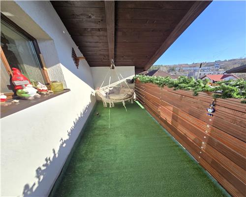 Revanzare: apartament 3 camere in Bucium (Hanul Trei Sarmale)
