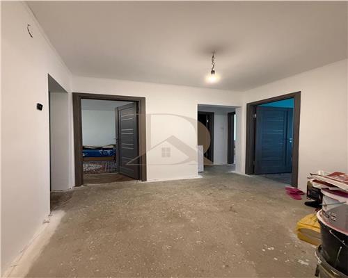 Apartament cu 3 camere in Centru Civic