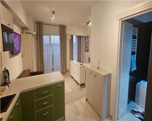 Apartament o camera, open space. Prima inchiriere; parcare inclusa in pret